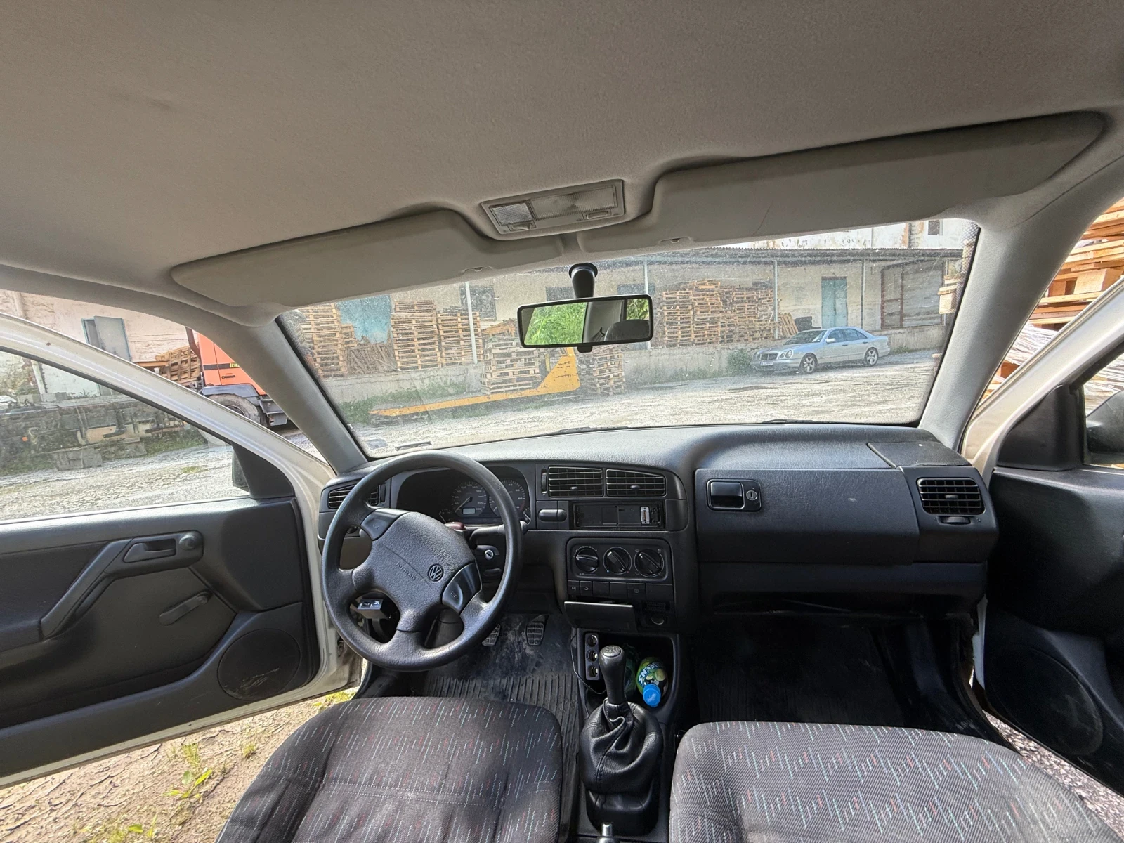 VW Golf, снимка 11 - Автомобили и джипове - 54728333