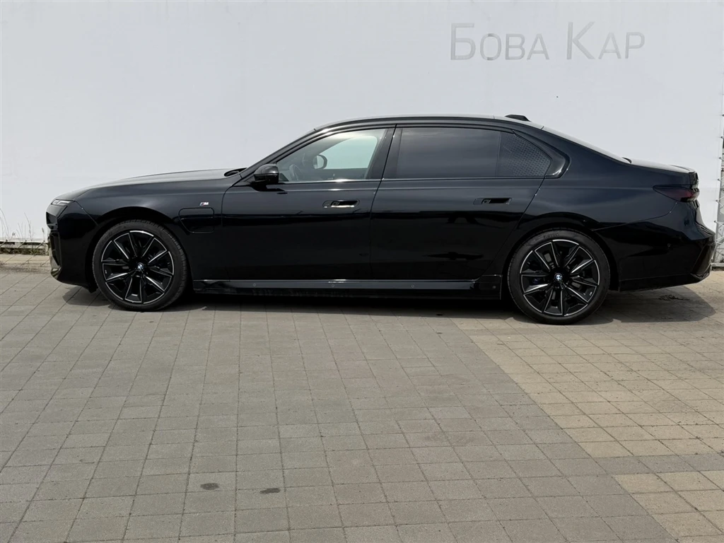 BMW 750 xDrive, снимка 3 - Автомобили и джипове - 54824286
