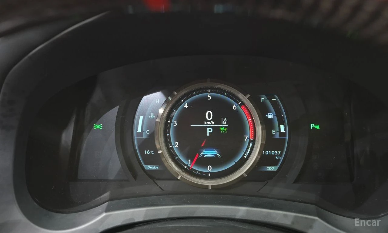 Lexus IS 300 F-SPORT* НАВИГАЦИЯ* ПОДГРЕВ* ОБДУХВАНЕ* , снимка 5 - Автомобили и джипове - 54970935
