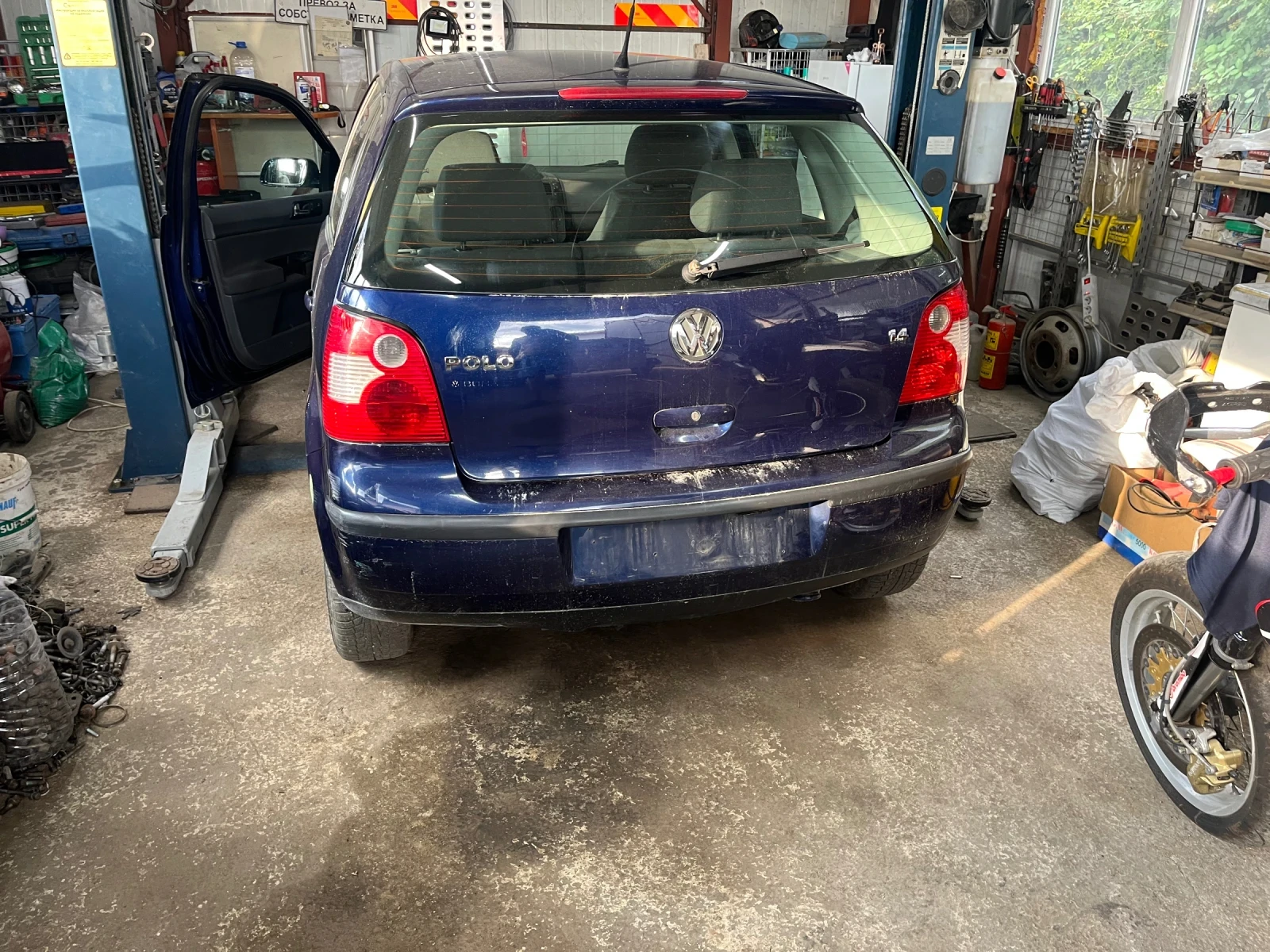 VW Polo 1.4 бензин , снимка 2 - Автомобили и джипове - 55226170