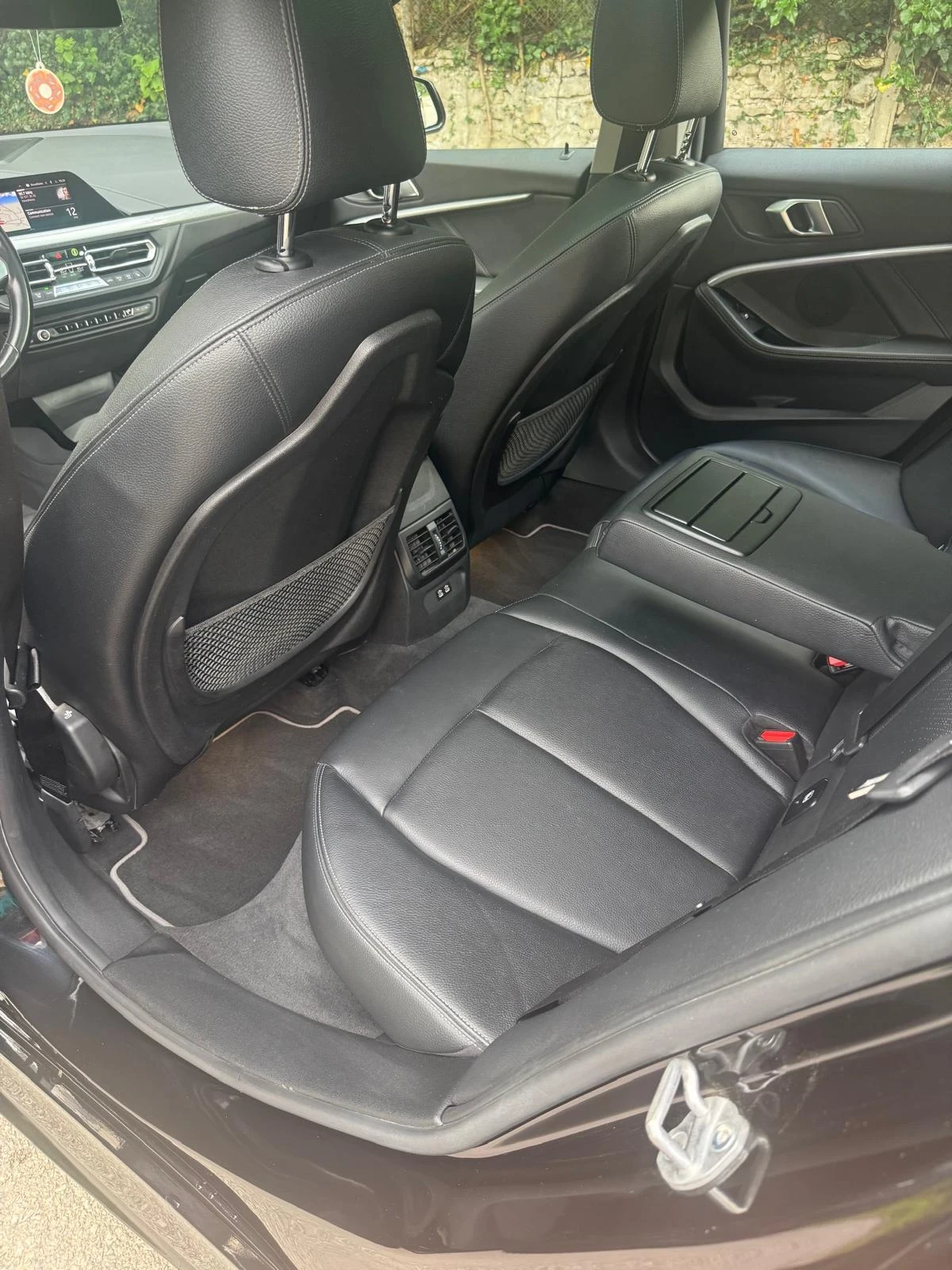 BMW 118 М-пакет. РЕАЛНИ КИЛОМЕТРИ , снимка 16 - Автомобили и джипове - 55258158