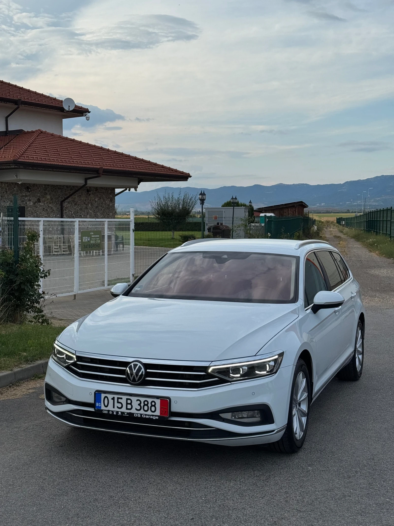VW Passat 2.0TDI* Elegance* DIGITAL* Matrix* Germa