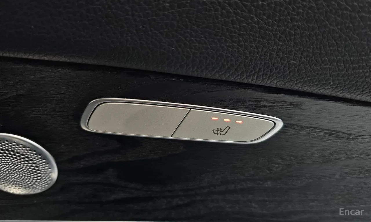 Mercedes-Benz E 300 * E300 4MATIC Avnatgarde * ЦЕНА ДО БГ, снимка 17 - Автомобили и джипове - 55800875