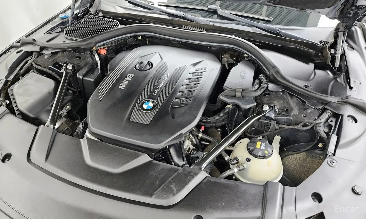 BMW 730 * 730d xDrive M Sport * ЦЕНА ДО БГ, снимка 6 - Автомобили и джипове - 55876834