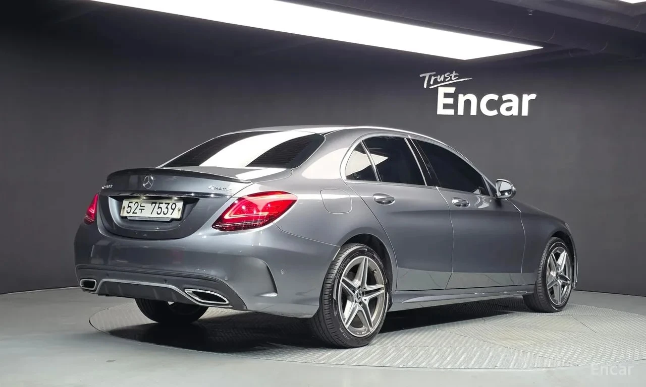 Mercedes-Benz C 220 COUPE 4MATIC * ФИКСИРАНА ЦЕНА ДО БЪЛГАРИЯ* , снимка 2 - Автомобили и джипове - 56115344