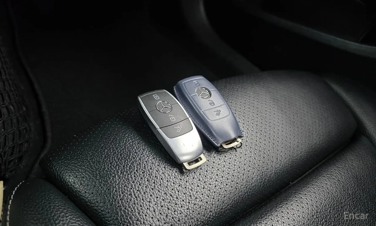 Mercedes-Benz C 220 COUPE 4MATIC * ФИКСИРАНА ЦЕНА ДО БЪЛГАРИЯ* , снимка 15 - Автомобили и джипове - 56115344