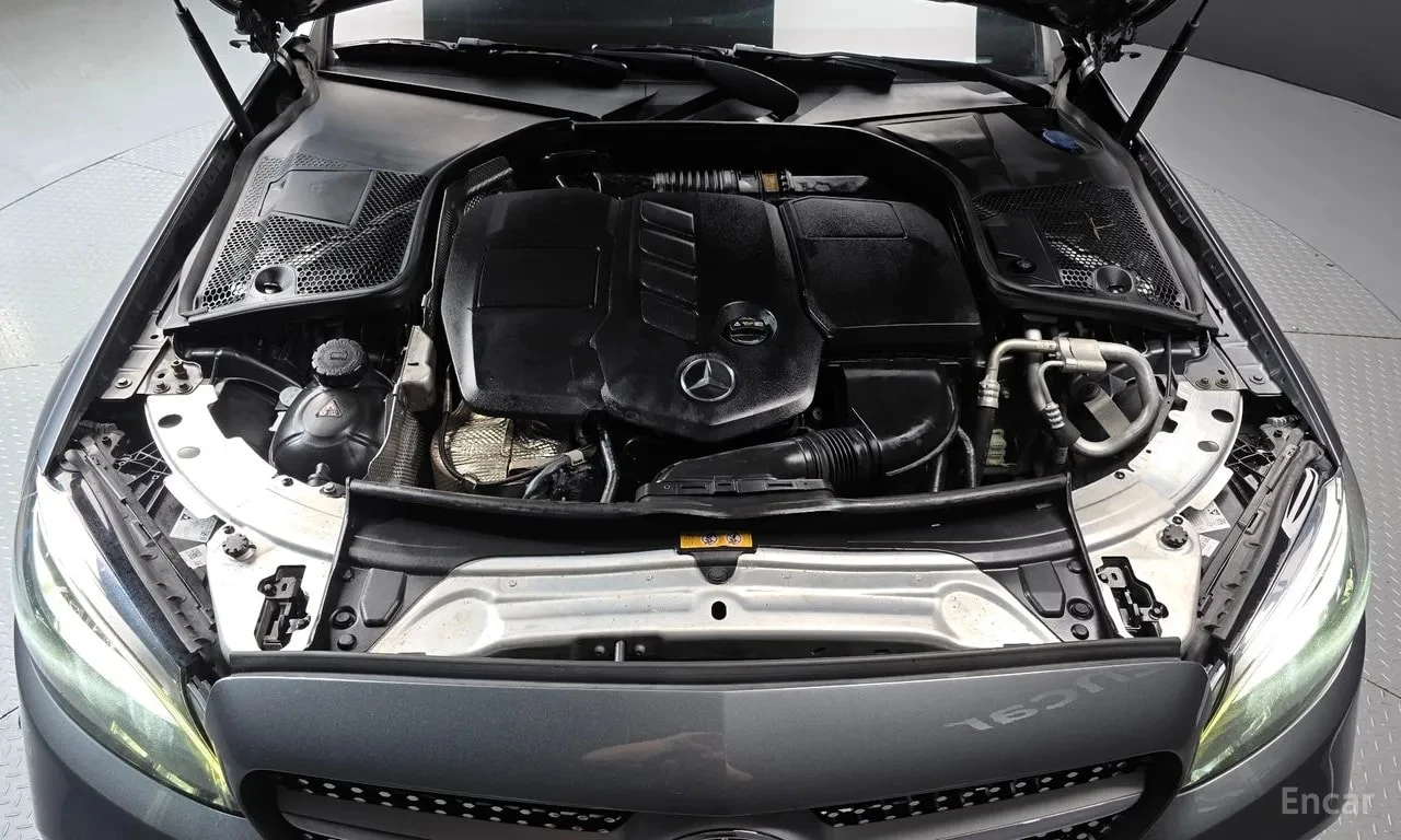 Mercedes-Benz C 220 COUPE 4MATIC * ФИКСИРАНА ЦЕНА ДО БЪЛГАРИЯ* , снимка 17 - Автомобили и джипове - 56115344