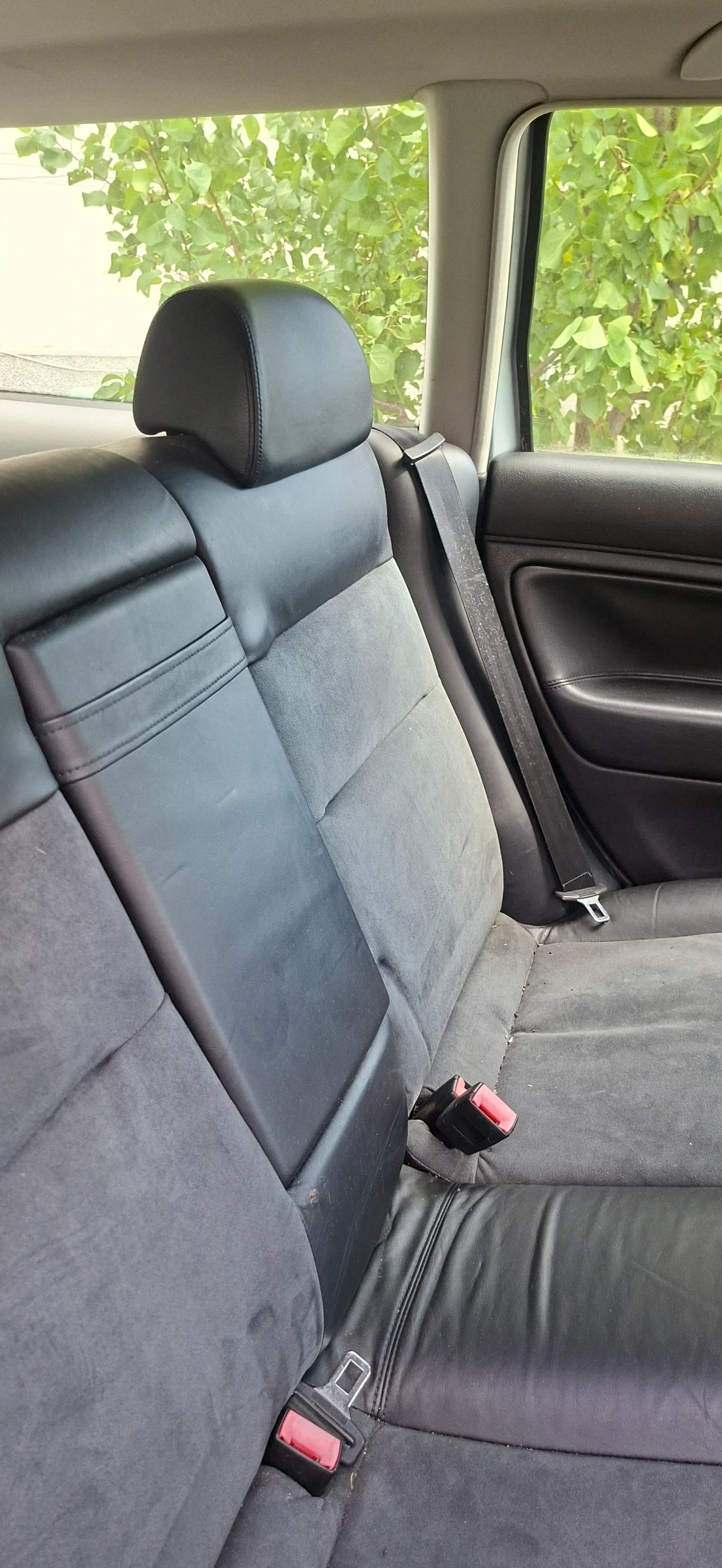 VW Passat 2.5 TDI V6, снимка 2 - Автомобили и джипове - 56309693