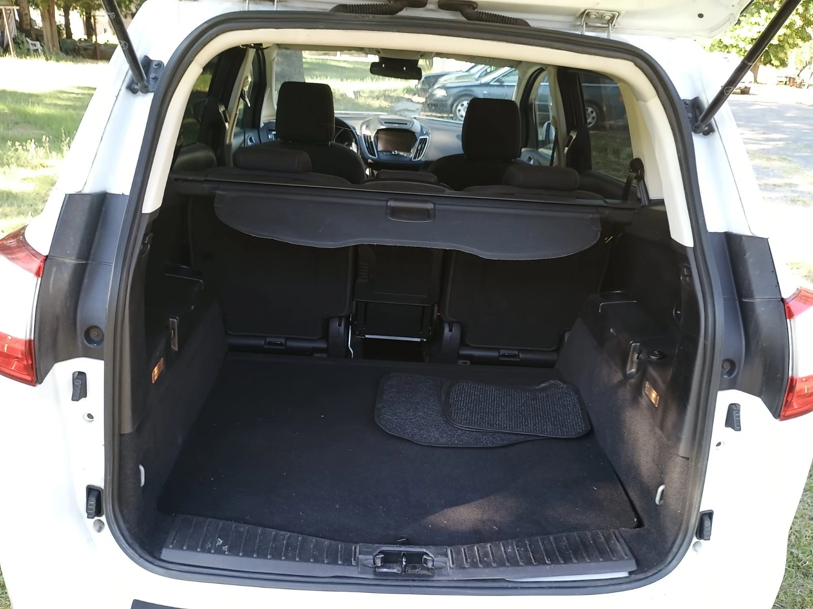 Ford C-max 2.0 TDC, снимка 12 - Автомобили и джипове - 56555099
