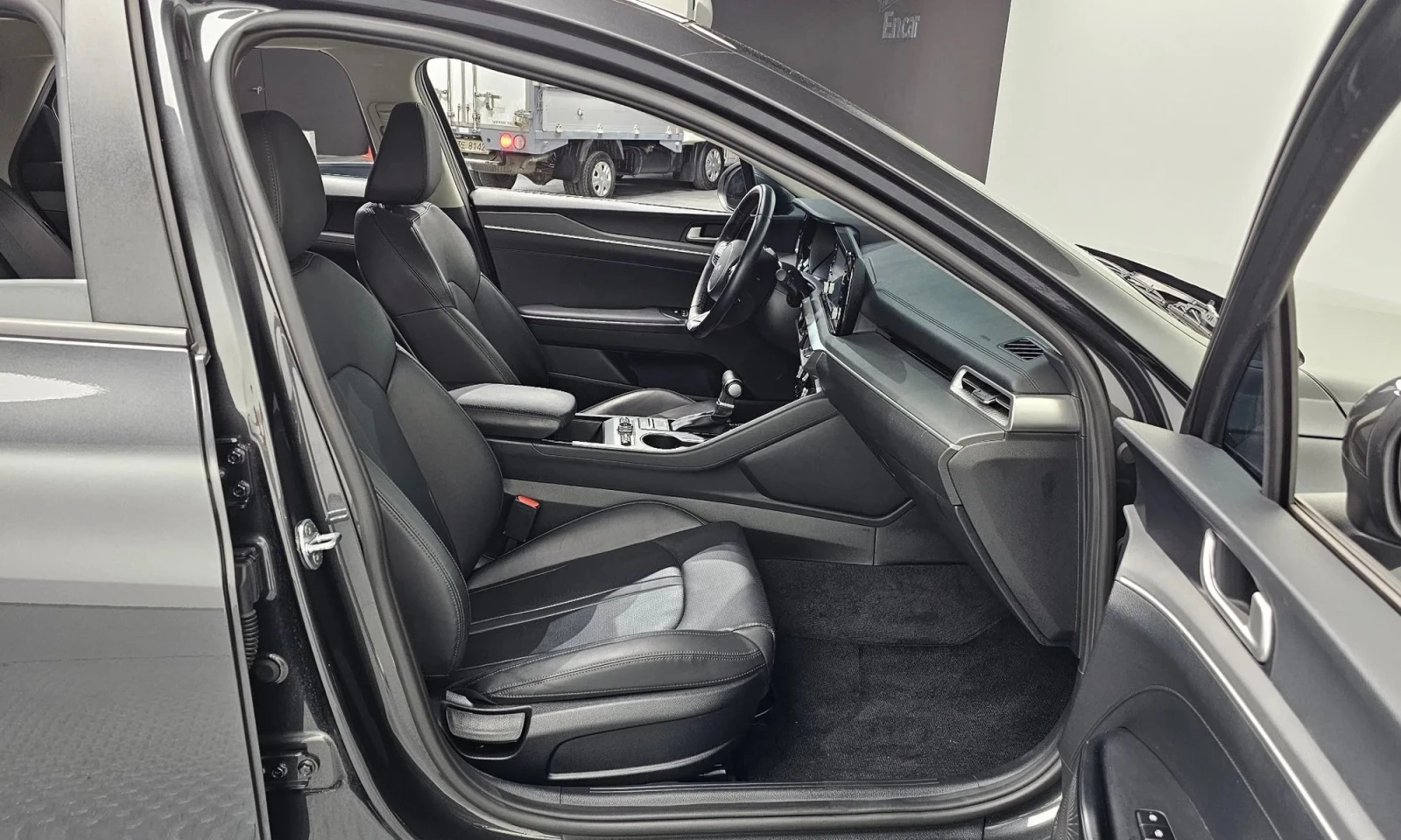 Kia K5, снимка 13 - Автомобили и джипове - 56585925