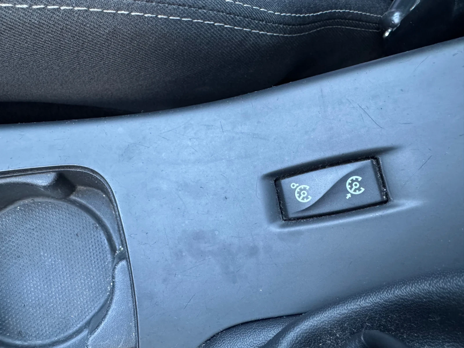 Renault Megane 1.6 бензин, снимка 12 - Автомобили и джипове - 56684382