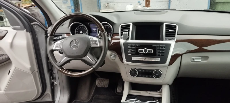 Mercedes-Benz ML 350 4MATIC 360  camera, снимка 6 - Автомобили и джипове - 47525266