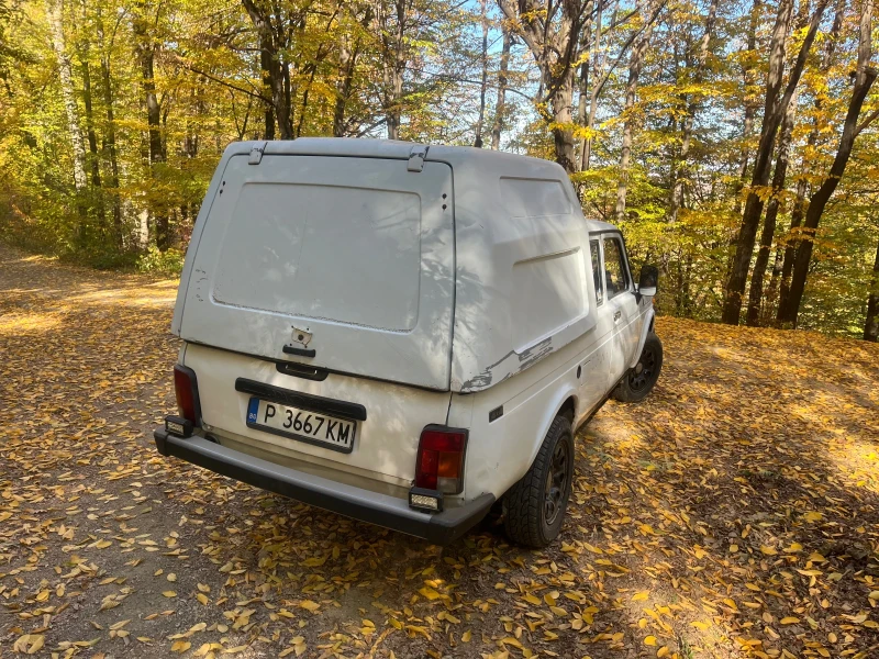 Lada Niva 1.7i, снимка 3 - Автомобили и джипове - 48233020