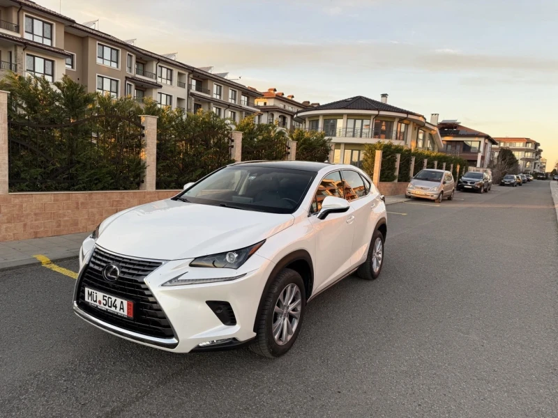 Lexus NX 300h, снимка 1 - Автомобили и джипове - 48383913