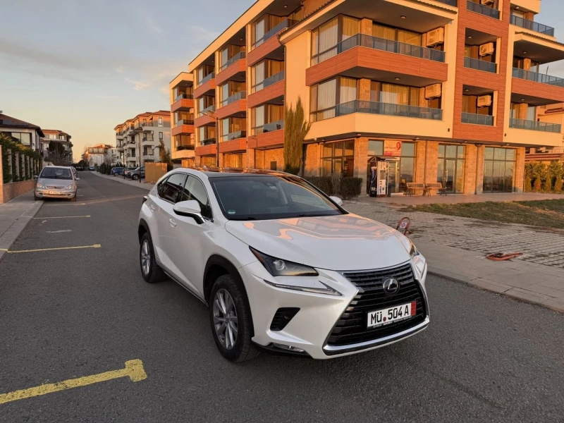 Lexus NX 300h, снимка 2 - Автомобили и джипове - 48383913