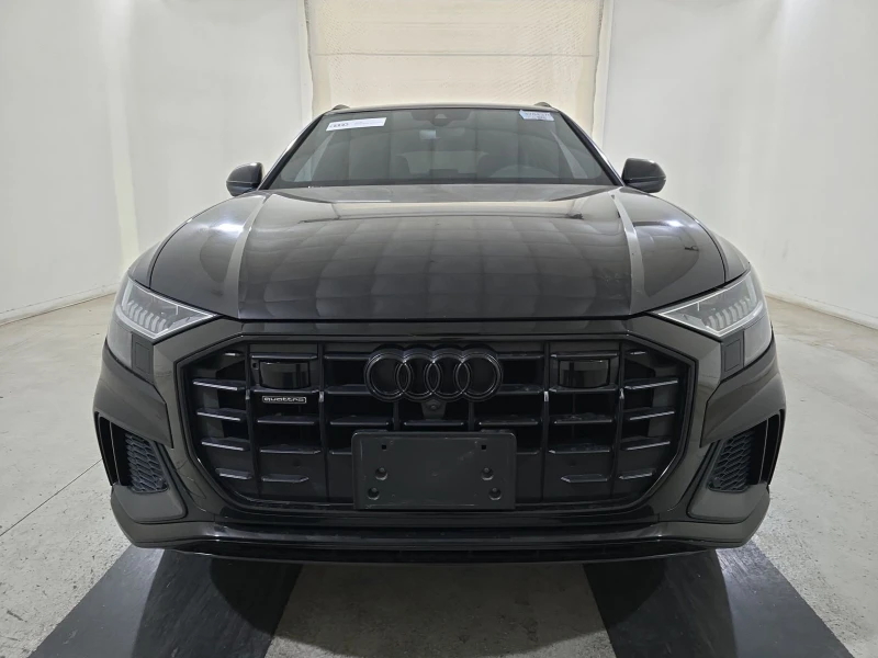 Audi Q8 Premium Plus* Matrix* B&O* BlackOptic* Дистроник* , снимка 1 - Автомобили и джипове - 48809884