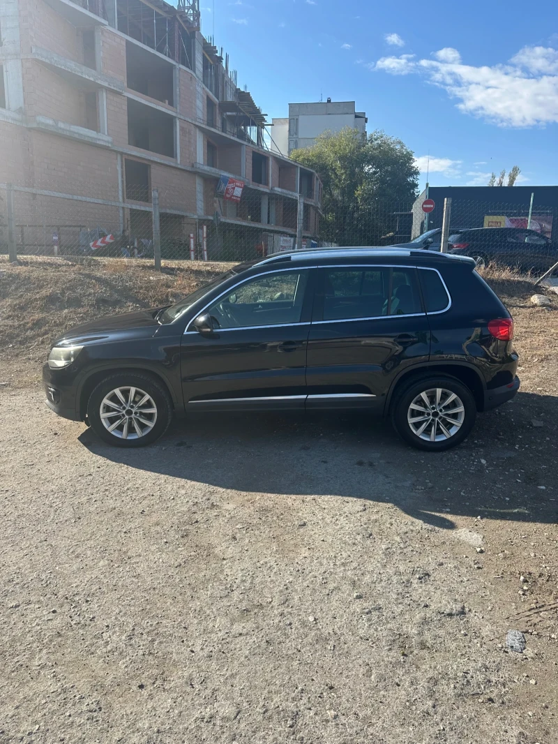 VW Tiguan, снимка 3 - Автомобили и джипове - 52401134