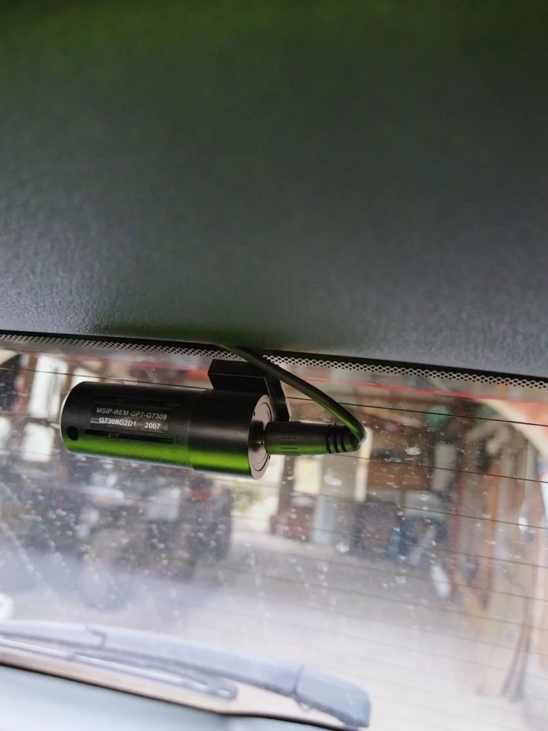 Hyundai Kona 1.6дизел 136кс Перфектна , снимка 9 - Автомобили и джипове - 52470851