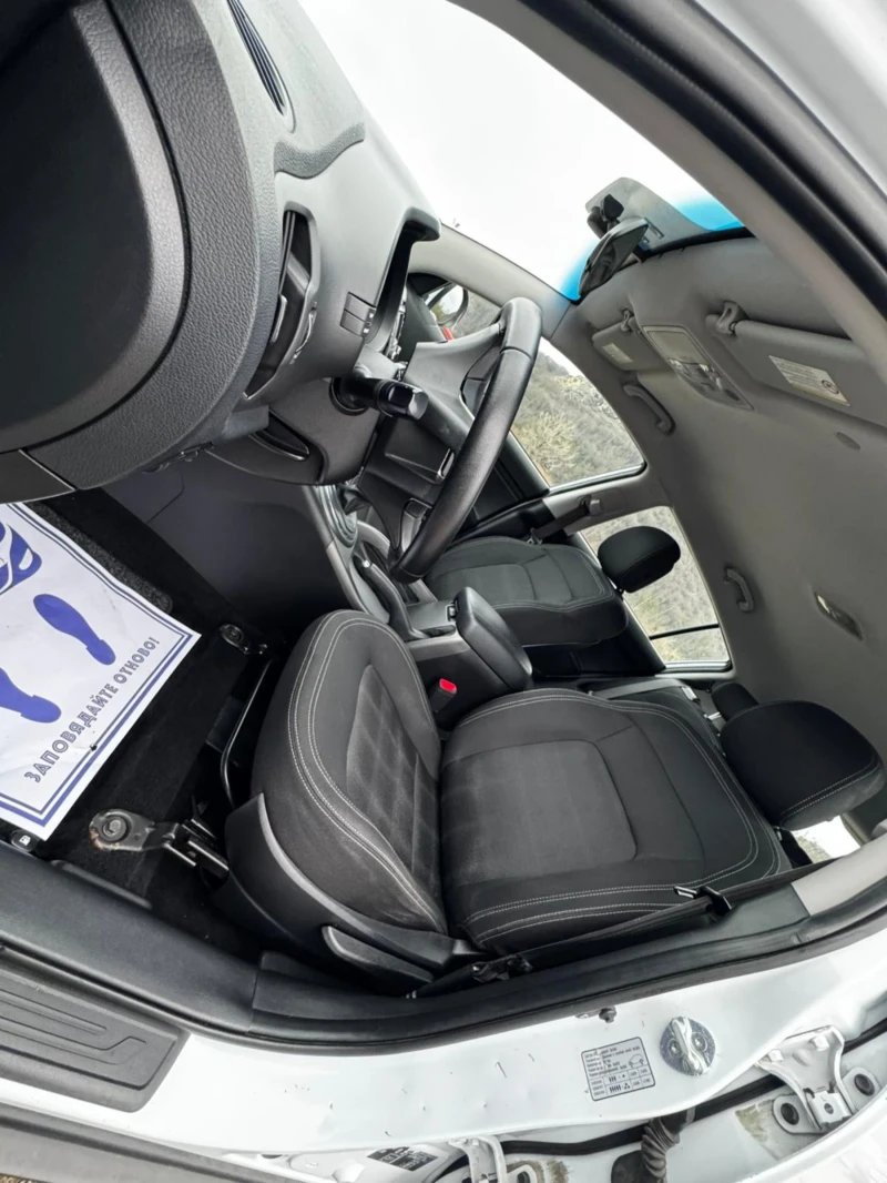 Kia Sportage 2.0 CRDI, 4Х4, снимка 16 - Автомобили и джипове - 52702273