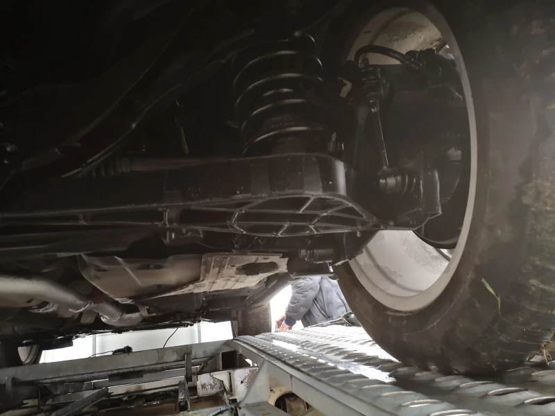 Volvo XC60 2.4D 224 SUMMUM, снимка 8 - Автомобили и джипове - 53580469