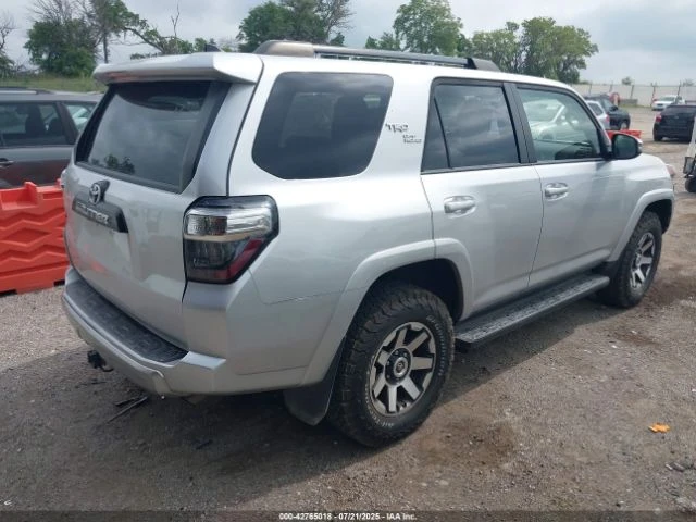 Toyota 4runner TRD OFF ROAD PREMIUM - изображение 4