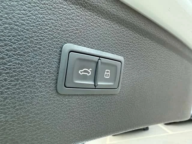 Audi Q5 Technik S-Line | PANO | ПОДГРЕВИ | CARFAX, снимка 11 - Автомобили и джипове - 53683216