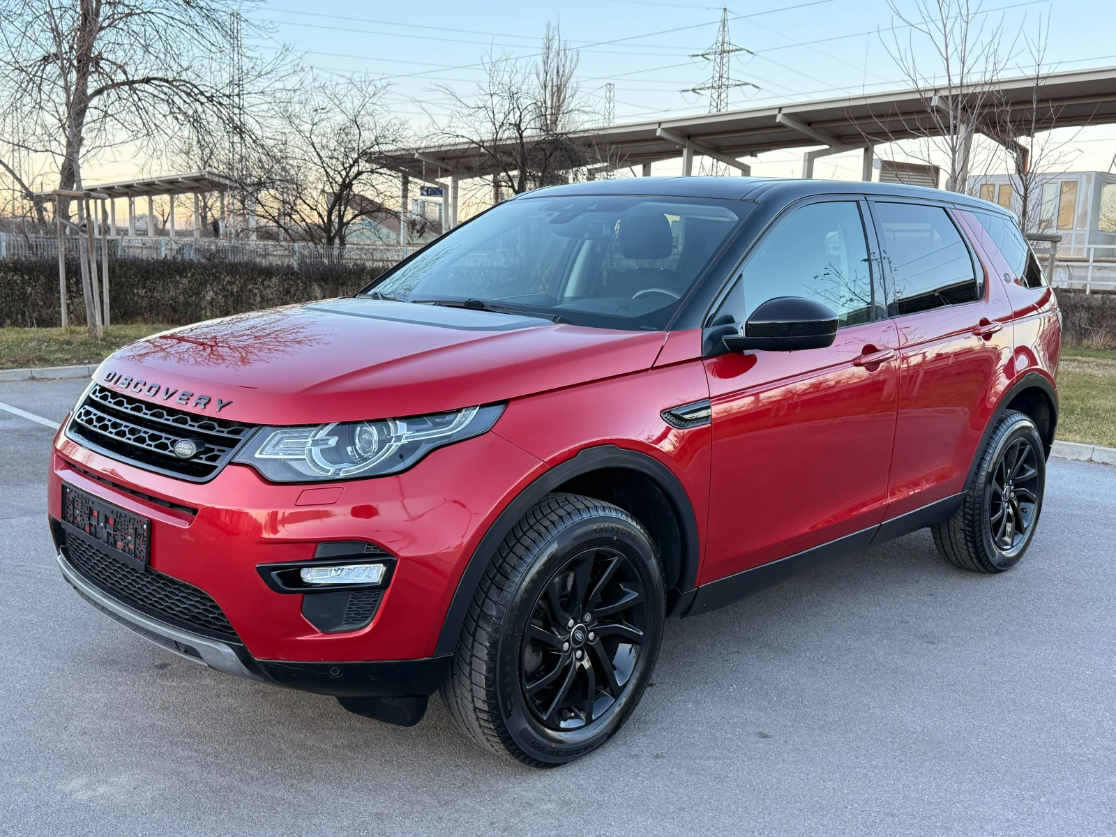 Land Rover Discovery Sport 2.0D* 4X4* 146000км* Сервизна история* , снимка 1