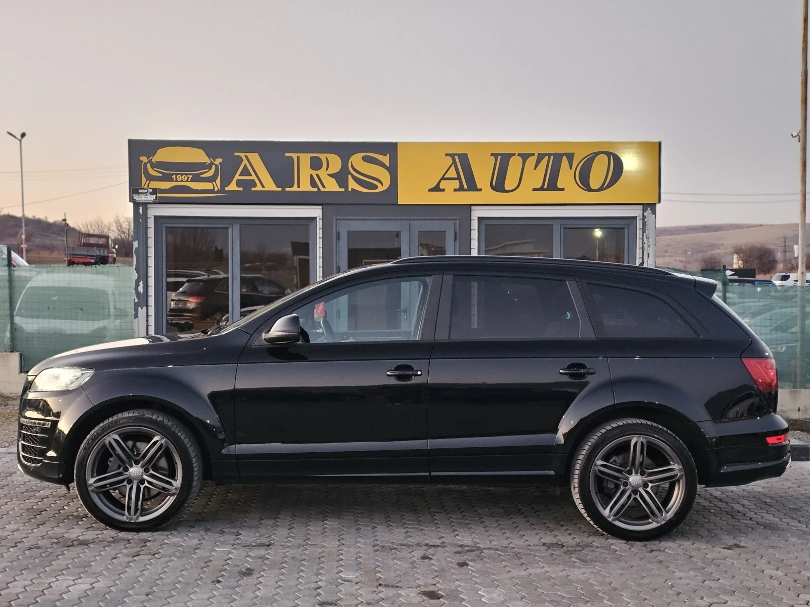 Audi Q7 3.0TDI* 8ZF* S-LINE+ * PANO* BOSE* 6+ 1* FULL* ЛИЗ - изображение 3