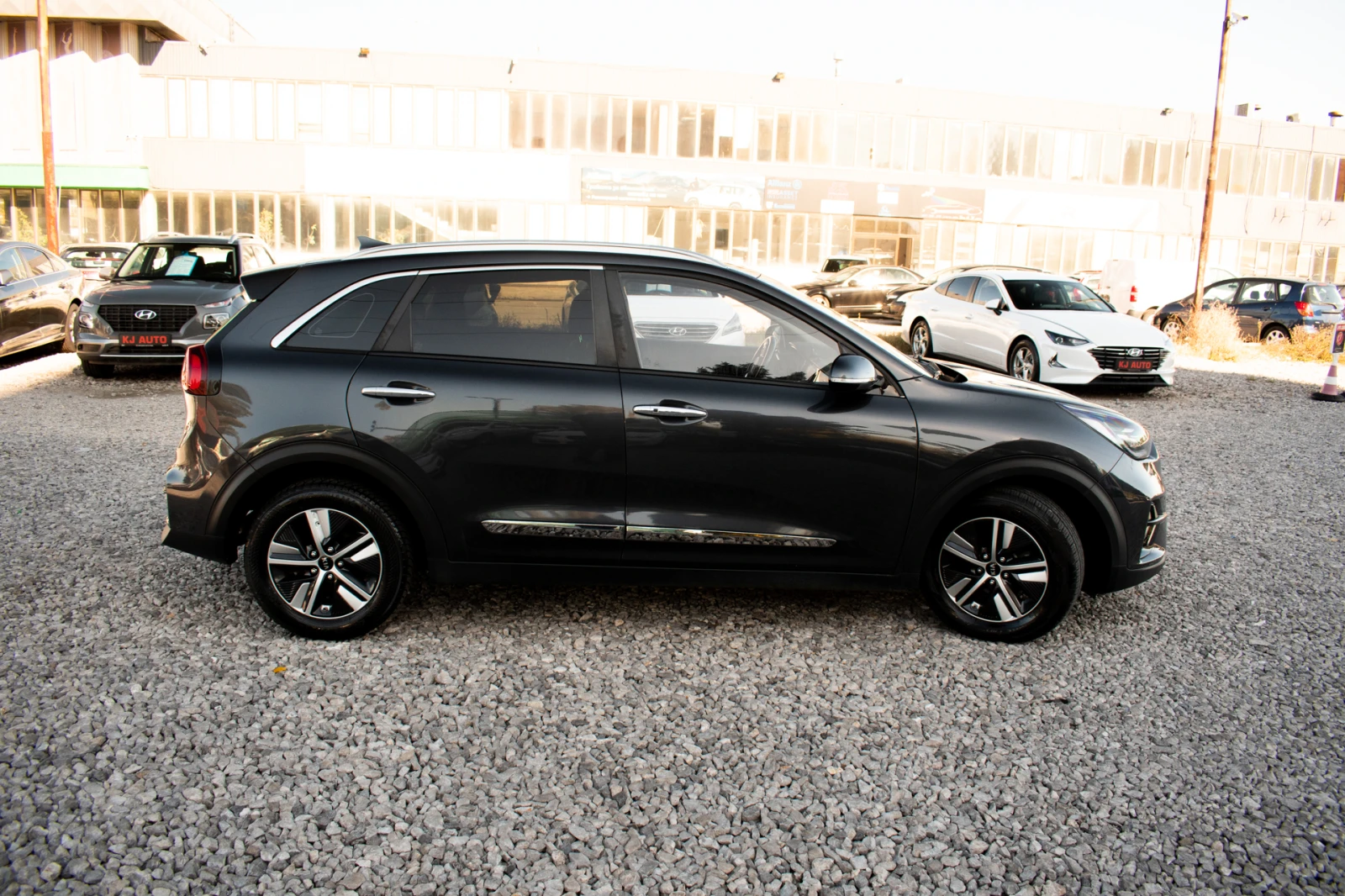 Kia Niro 1.6 GDI  | Mobile.bg   5
