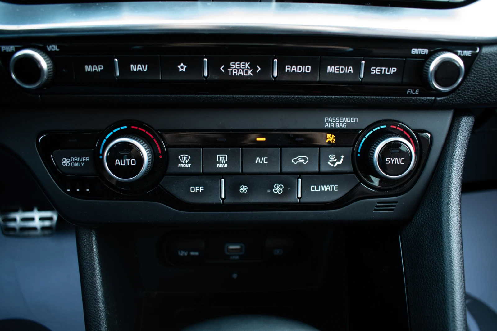 Kia Niro 1.6 GDI  | Mobile.bg   16