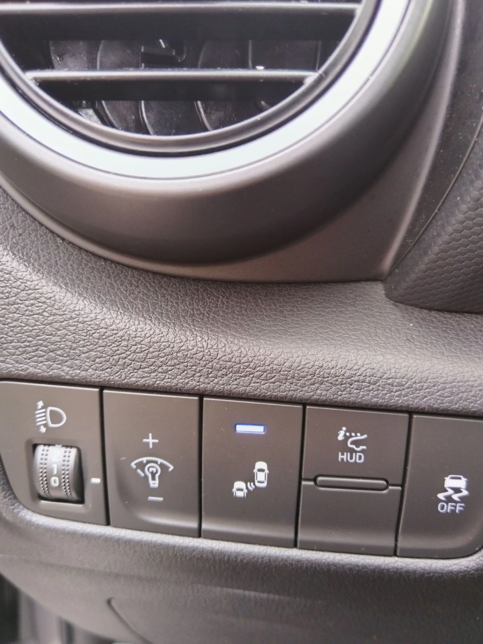 Hyundai Kona 1.6 136   | Mobile.bg   10