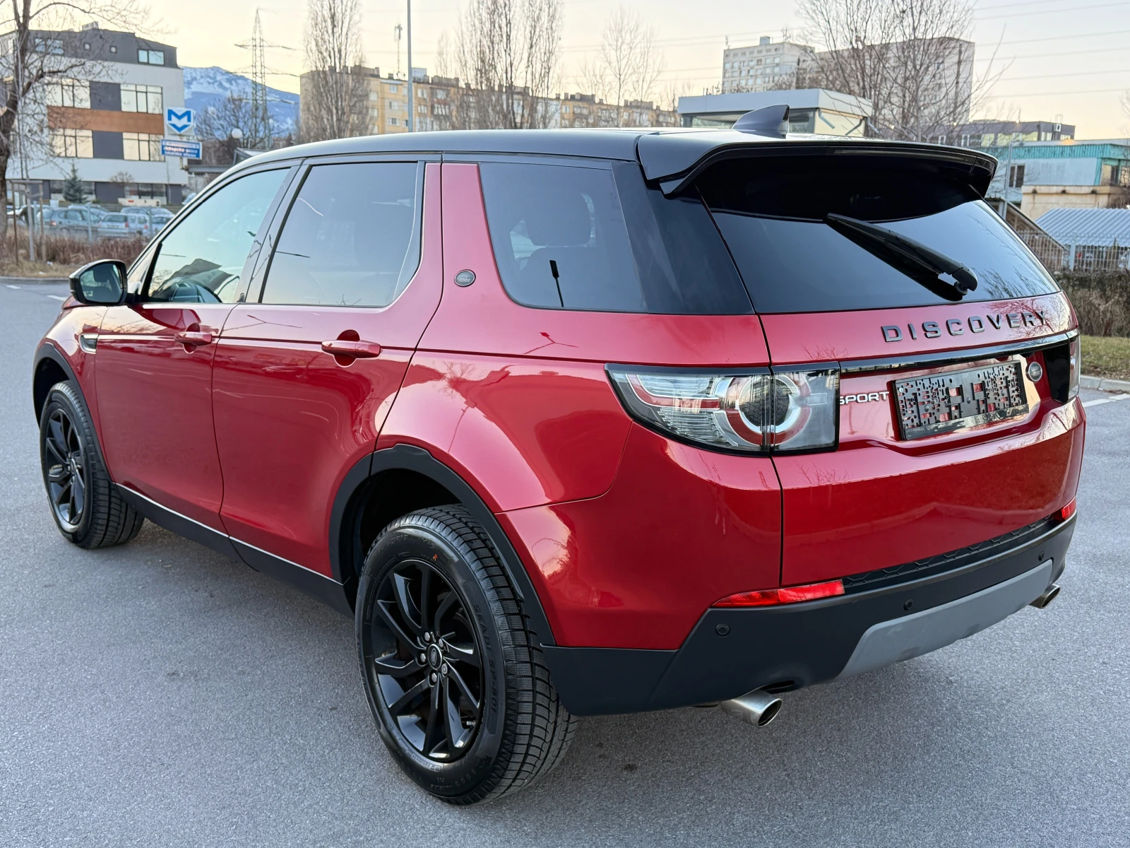 Land Rover Discovery Sport 2.0D* 4X4* 146000км* Сервизна история*  - изображение 6
