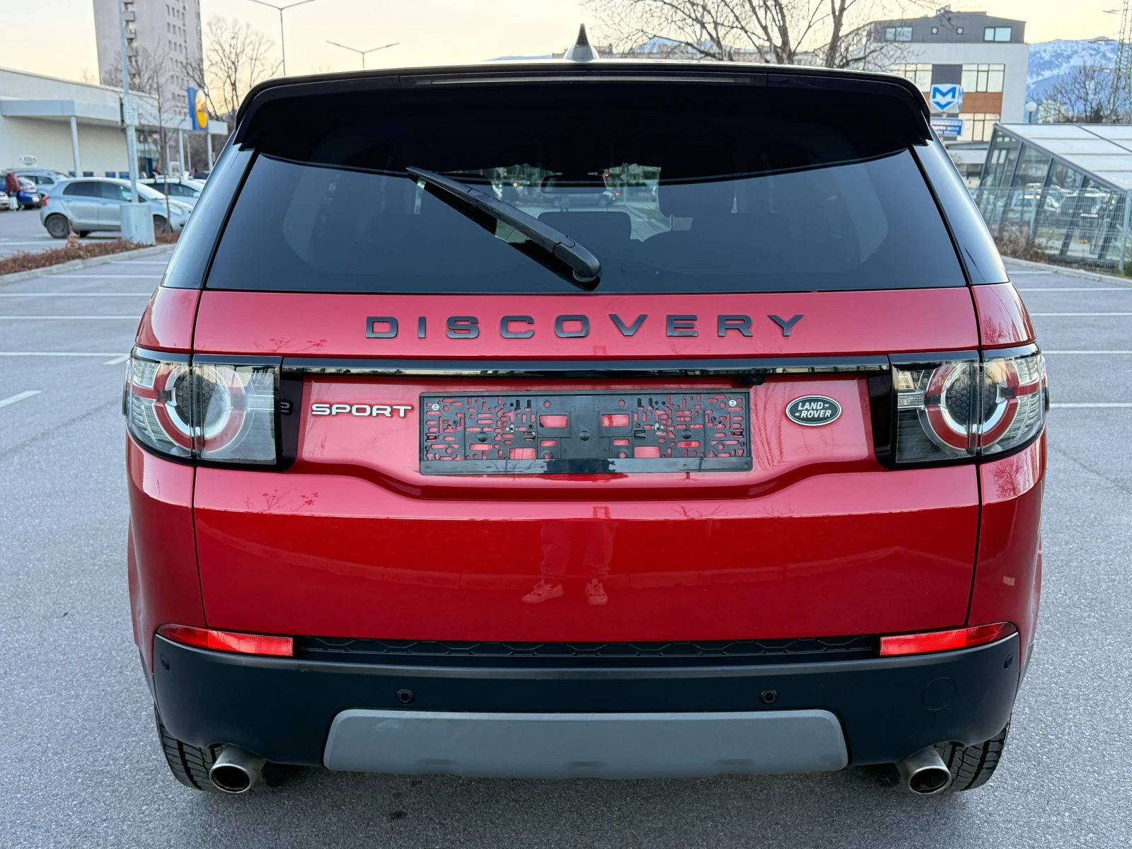 Land Rover Discovery Sport 2.0D* 4X4* 146000км* Сервизна история*  - изображение 5