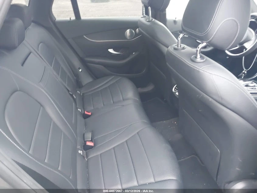 Mercedes-Benz GLC 300 * 4Matic* , снимка 8 - Автомобили и джипове - 53959355