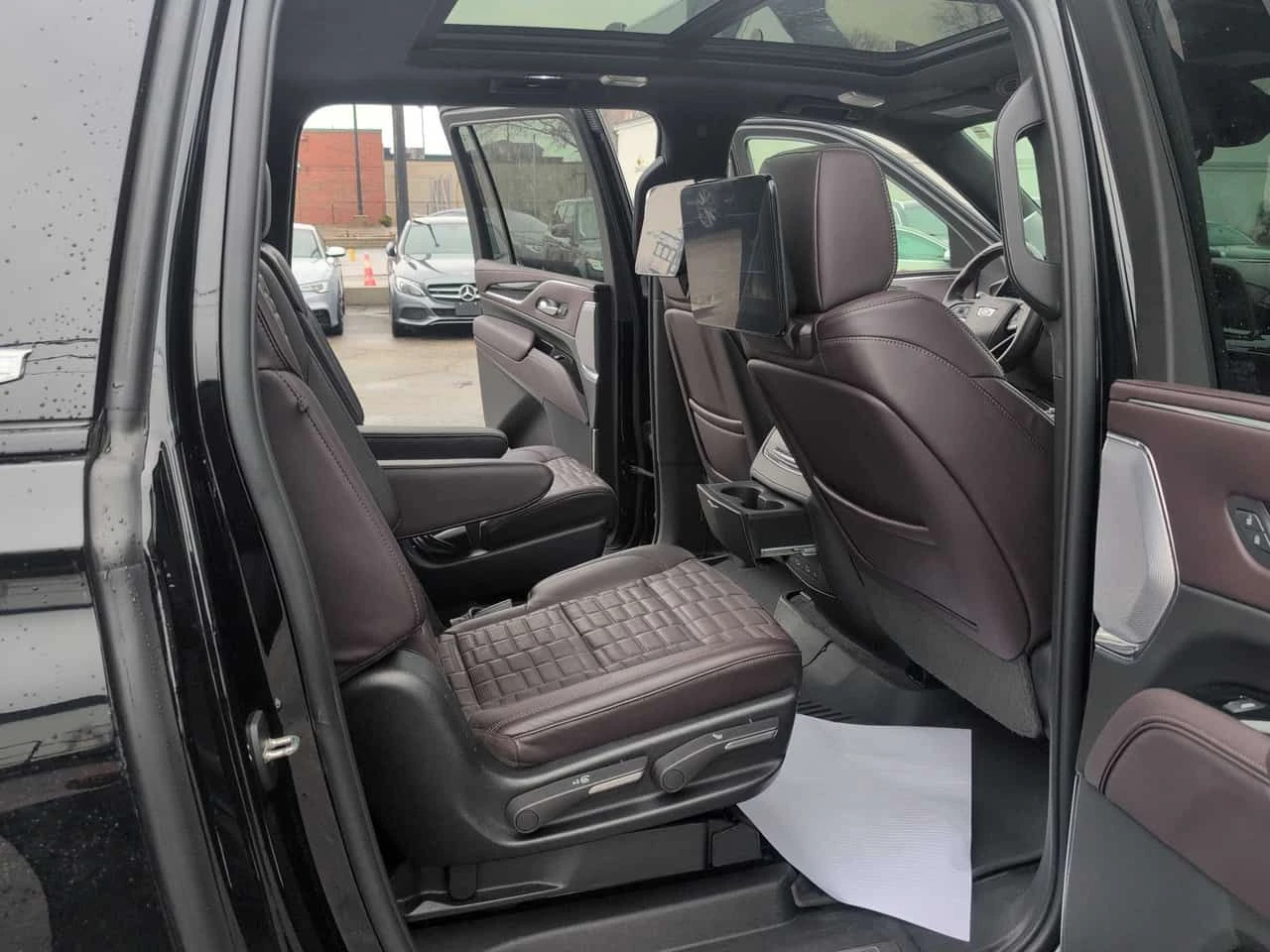 Cadillac Escalade Sport Platinum* DISTRONIC* NIGHTVISION* ОБДУХВАНЕ*, снимка 15 - Автомобили и джипове - 53967331