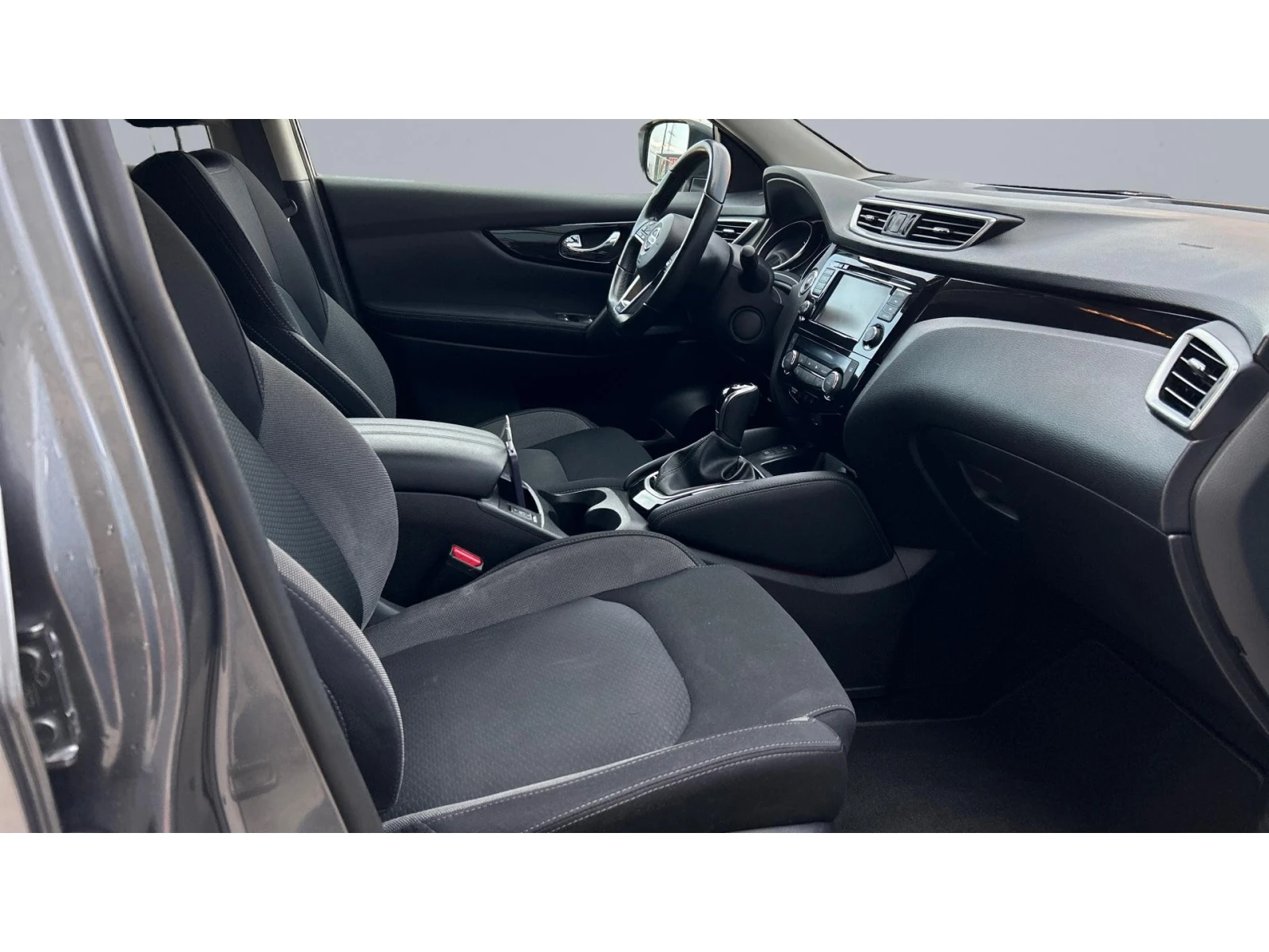 Nissan Qashqai DIG-T N-Connecta, Месечна вноска от 244  , снимка 9 - Автомобили и джипове - 54244703