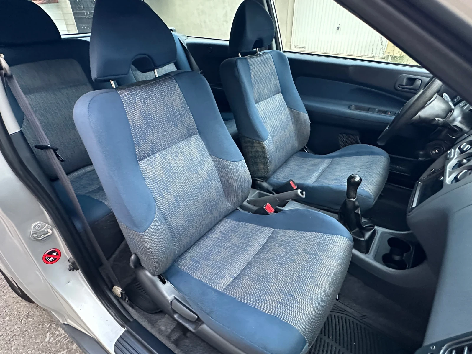 Honda Hr-v 1.6 4x4, снимка 8 - Автомобили и джипове - 54874106