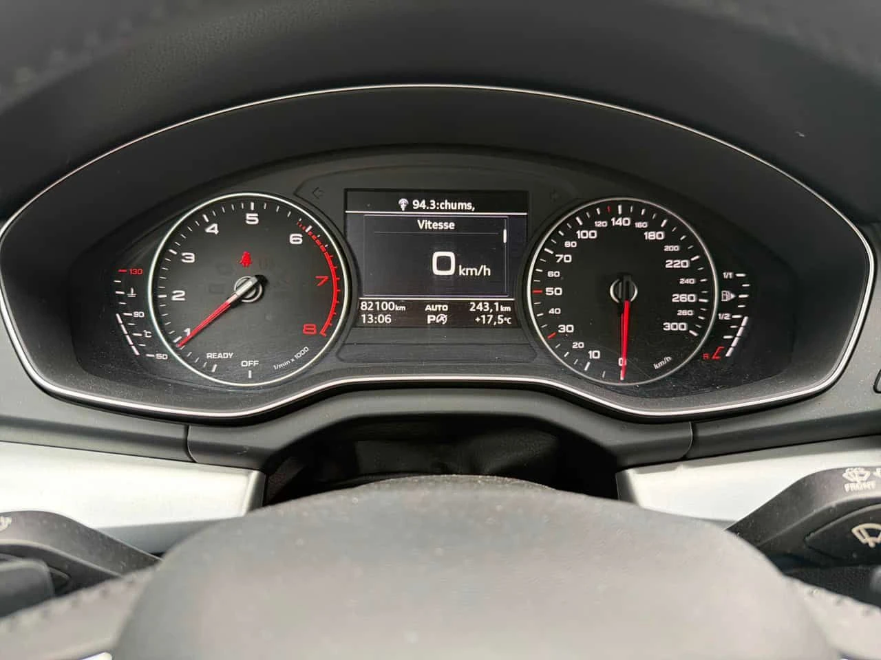 Audi Q5 * Komfort * CARFAX * БЕЗ ПЪРВОНАЧАЛНА ВНОСКА, снимка 8 - Автомобили и джипове - 54978619