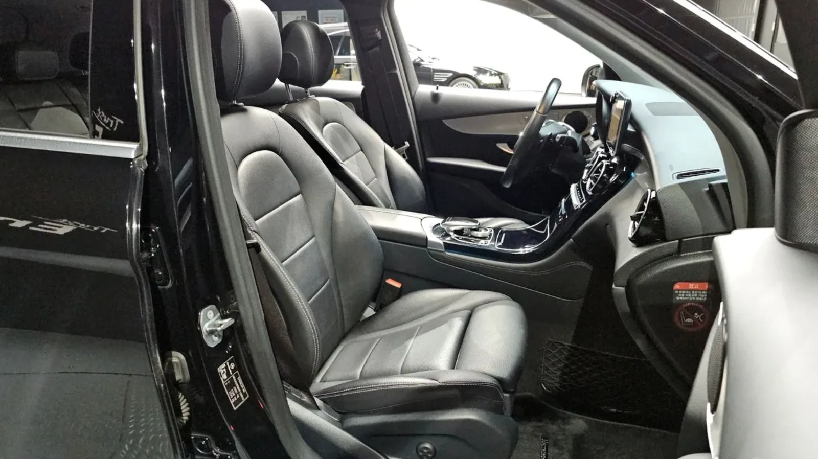 Mercedes-Benz GLC 4MATIC, снимка 6 - Автомобили и джипове - 55133022