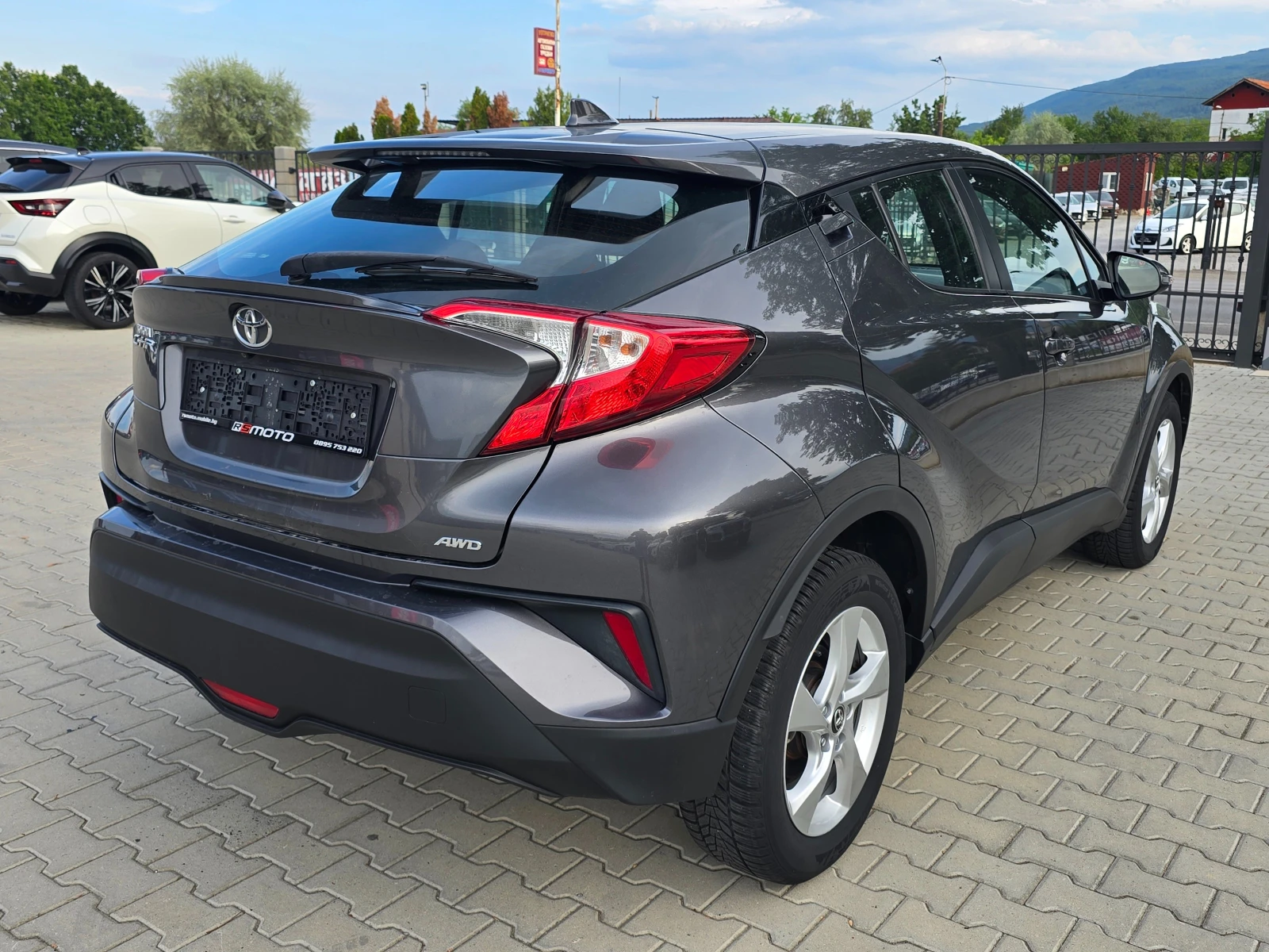 Toyota C-HR 1.2T, 4x4, Автомат, Камера, Дистроник, 124000км.!, снимка 4 - Автомобили и джипове - 55320303