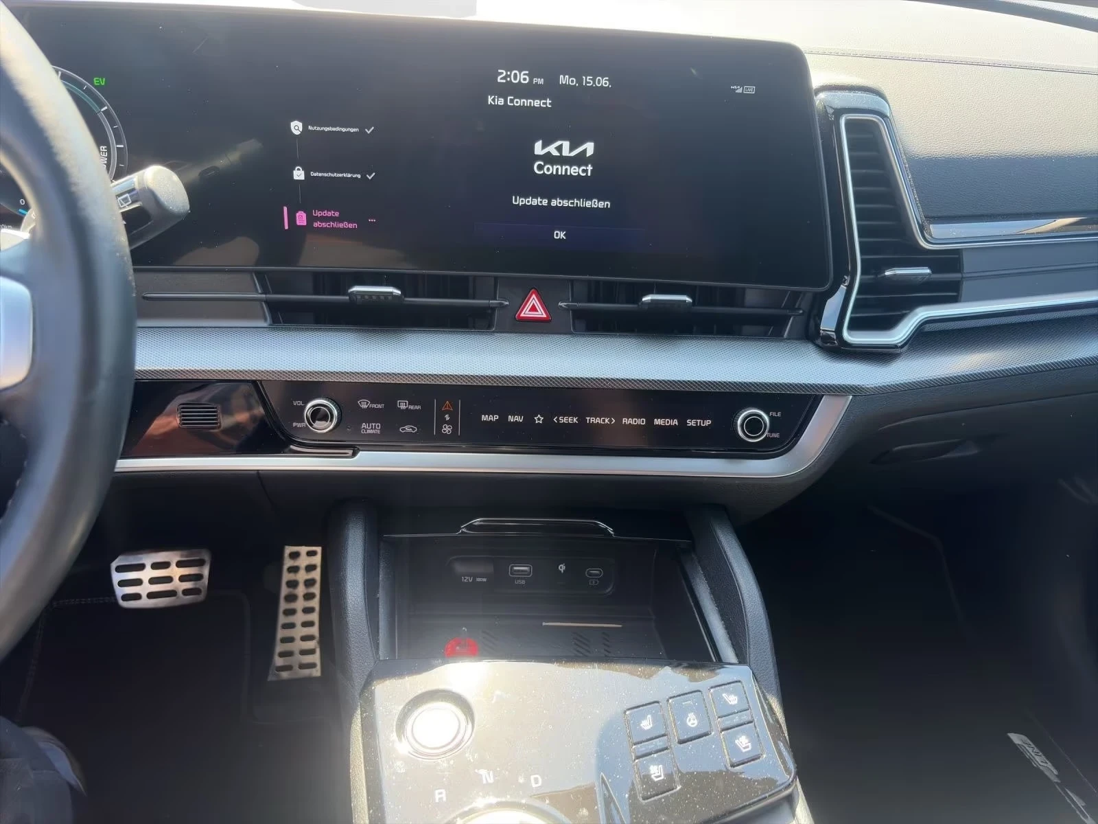 Kia Sportage GT-Line 1.6 T-GDI Plug-in Hybrid 4WD, снимка 11 - Автомобили и джипове - 55750528