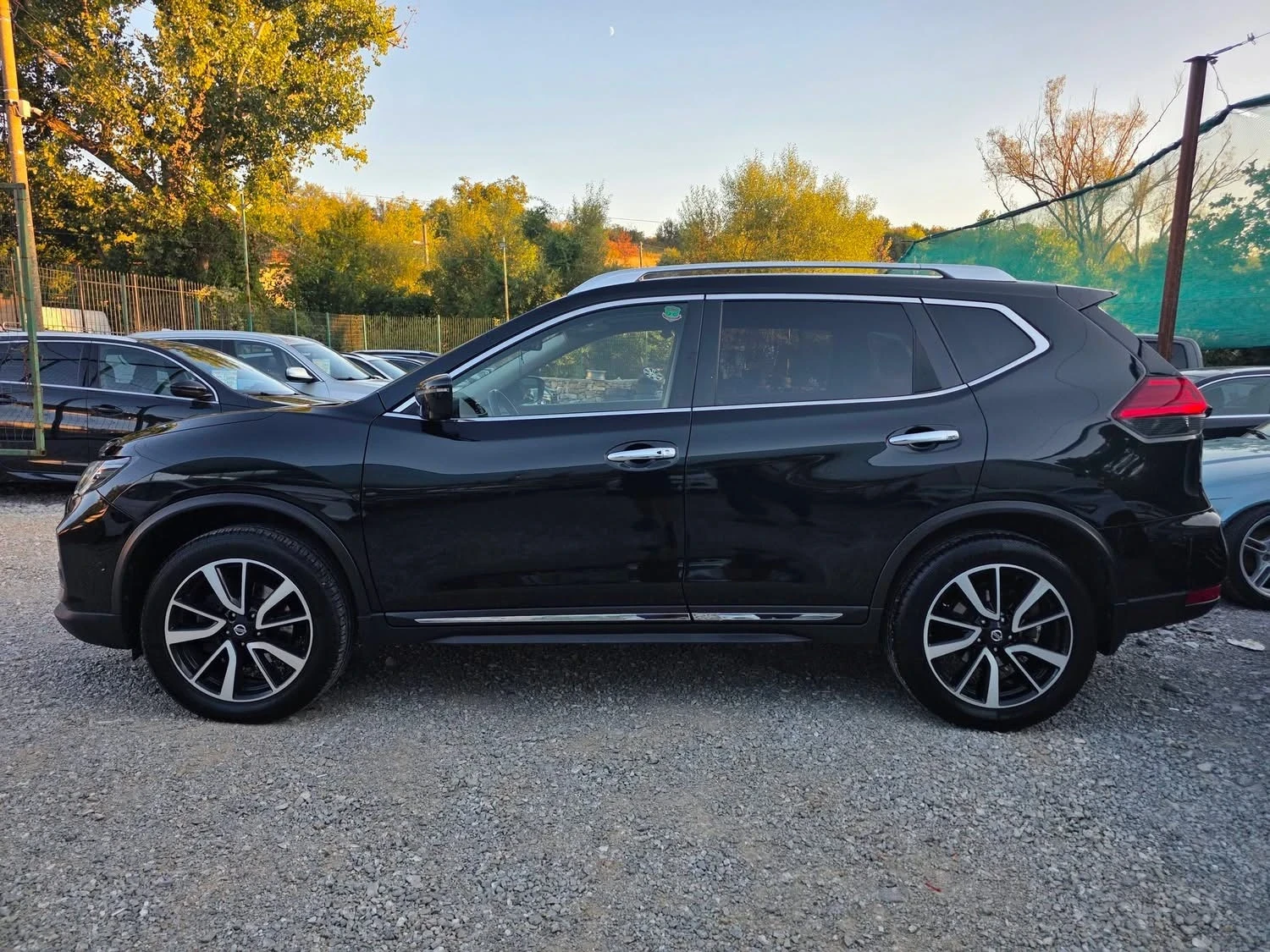Nissan X-trail 2.0DCI 177K.C. / АВТОМАТ / 4Х4 / ФУЛЛ, снимка 5 - Автомобили и джипове - 56279199