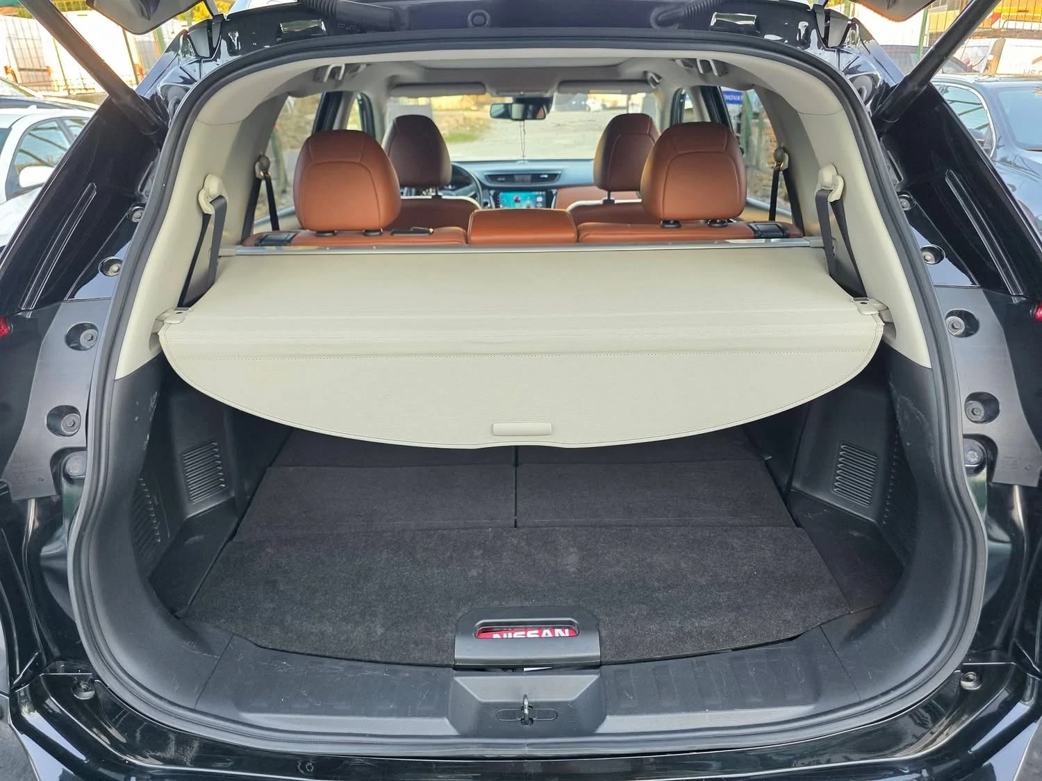 Nissan X-trail 2.0DCI 177K.C. / АВТОМАТ / 4Х4 / ФУЛЛ, снимка 15 - Автомобили и джипове - 56279199