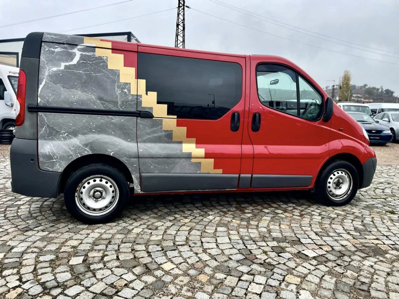 Opel Vivaro 2.0 AVTOMAT , снимка 6 - Бусове и автобуси - 47969730