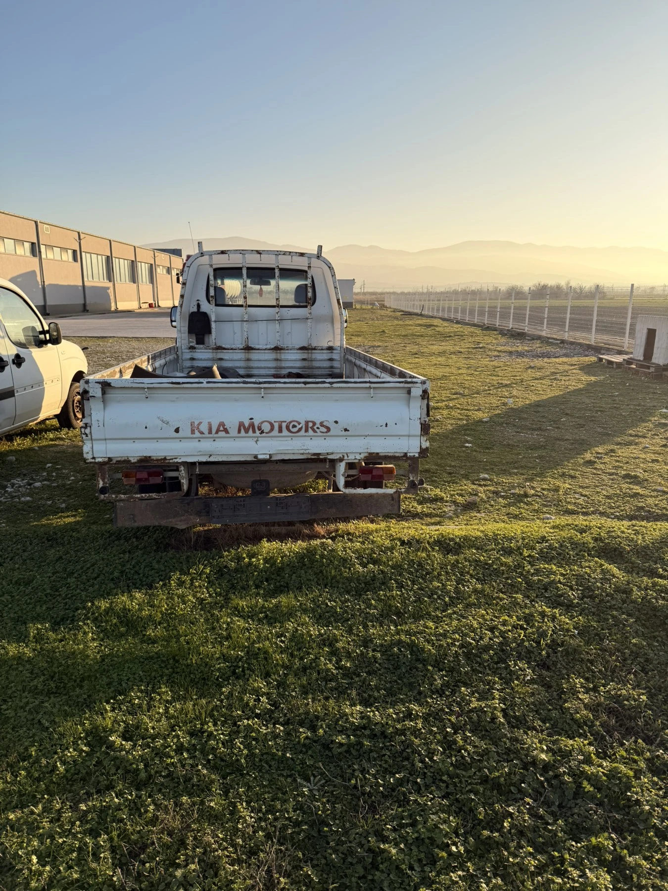 Kia K2700  - изображение 5