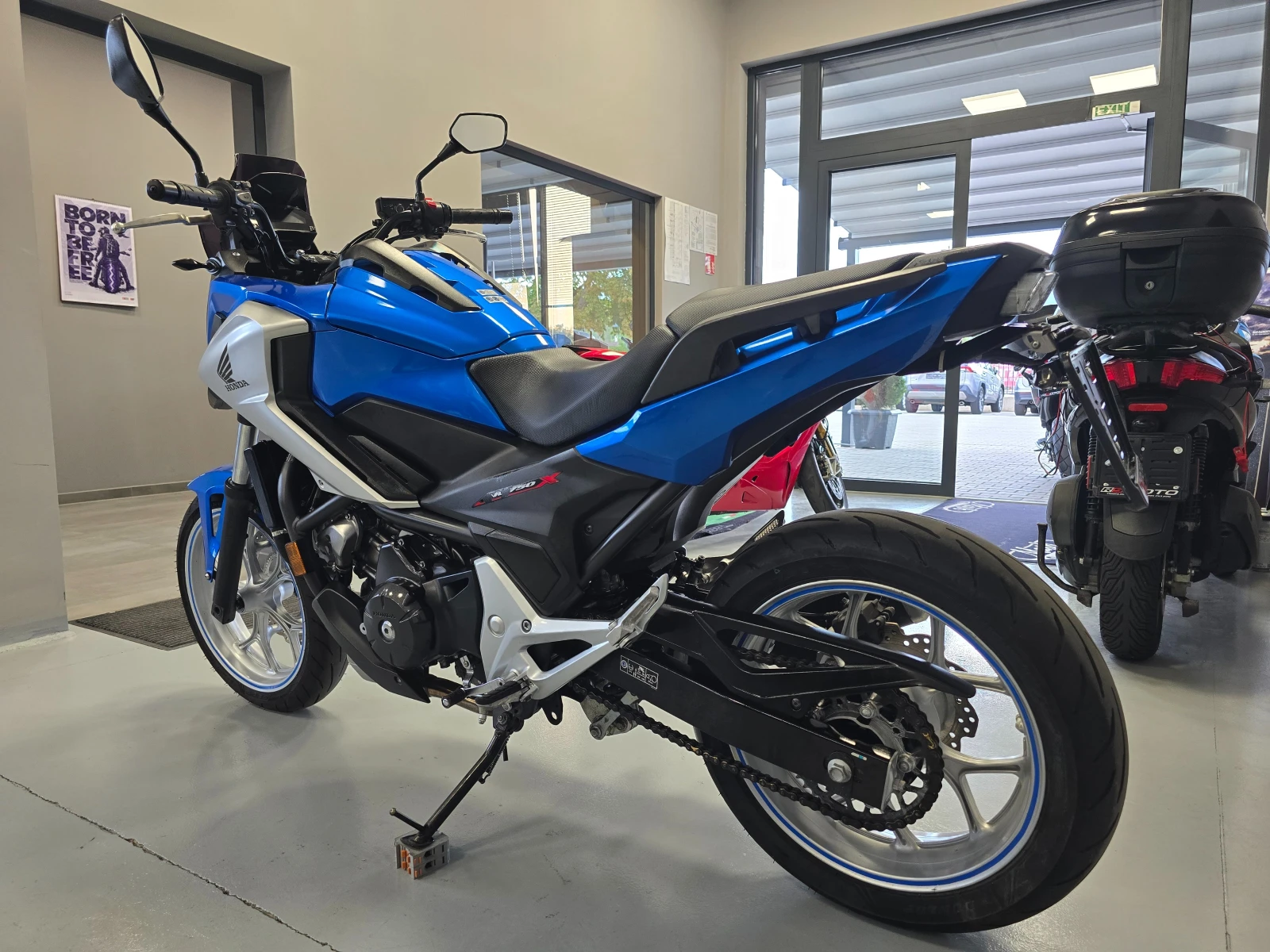 Honda Nc 750ie, ABS, Led, 2017г., снимка 5 - Мотоциклети и мототехника - 56174365