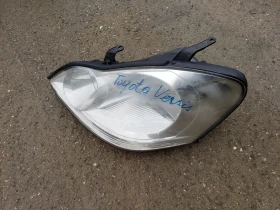 Ляв фар за Toyota Avensis Verso 2001-2003г.....99226-81017......, снимка 2