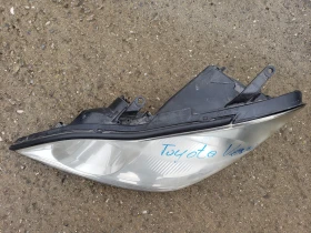 Ляв фар за Toyota Avensis Verso 2001-2003г.....99226-81017......, снимка 4