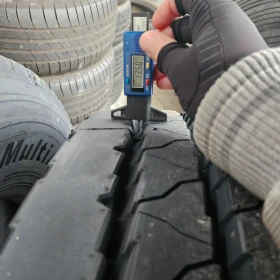 Гуми, снимка 9