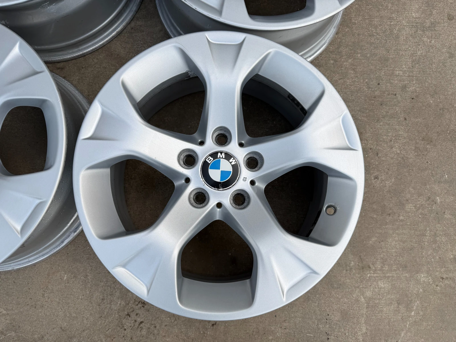 ������ | Mobile.bg � ����������� 3